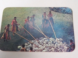 Preparation For FIRE-WALKING CEREMONY ( Basker ) PAN AMERICAN - Anno 19?? ( Zie Foto's ) ! - Honolulu