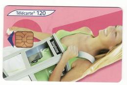 120 OR1 04/05 Femme A15 Cabine Rose Carte Jaune - 2005