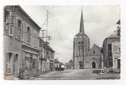 149  -  Cheroy  -  Place De L'Eglise  - - Cheroy