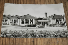 588-  Woerden, Julianaschool - 1966 - Woerden