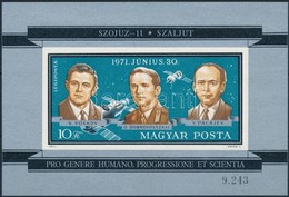 ** 1971 Szojuz 11 Vágott Blokk (3.500) (ujjlenyomatok / Finger Prints) - Otros & Sin Clasificación