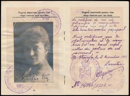 1924 Román Királyság által Kiállított Fényképes útlevél, Bejegyzésekkel, Okmánybélyegekkel / Romanian Passport - Unclassified