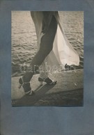 Cca 1935 Dr. Csörge? Tibor (1896-1968): Séta, Jelzés Nélküli Vintage Fotóm?vészeti Alkotás, 18x13 Cm, Albumlap 24x17 Cm - Otros & Sin Clasificación