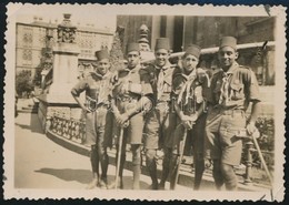 1933 Egyiptomi Cserkészek, Akik Részt Vettek A  Gödöll?i Jamboreen / Egyptian Boy Scouts On The Jamboree 6x9 Cm - Movimiento Scout