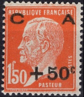 FRANCE 248 ** MNH Caisse D'amortissement Surcharge Carmin Pasteur (CV 45 €) - 1927-31 Caisse D'Amortissement