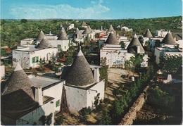 Delcampe - AK Alberobello Veduta Panoramica Dell' Hotel Dei Trulli Apulien Puglia A Fasano Martina Franca Bari Italia Italien - Bari