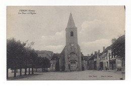 Véron  -  La Place Et  L'Eglise - Veron