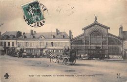 18-VIERZON- LA SOCIETE FRANCAISE " ARRÊT DU TRAMWAY - Vierzon