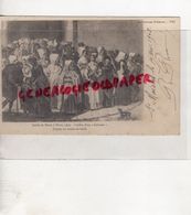 Delcampe - 79 - NIORT - SORTIE DE MESSE EN 1850- COIFFES DITES GRISETTES D' APRES UN TABLEAU DE GELLE - 1902 A LILY ROUX A MEYSSAC - Niort