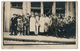 Delcampe - CARTE PHOTO DEVANTURE MAISON GRAUZIT ???? VINS ET SPIRITUEUX - Geschäfte