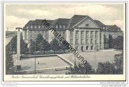 Berlin - Siemensstadt - Verwaltungsgebäude Und Heldendenkstein - Spandau