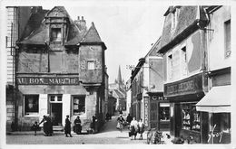 ¤¤   -   PAIMPOL   -   Maison à Tourelle Du XVe Siècle Et Rue De L'Eglise   -  Au Bon Marché  -   ¤¤ - Paimpol