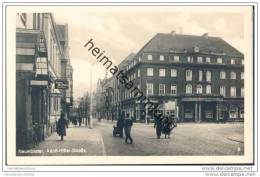 Neumünster - Adolf-Hitler-Strasse - Bahnhofs-Hotel - Foto-AK 30er Jahre - Neumünster