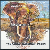 Delcampe - Bl. 228 Tansania Einwandfreie Erhaltung Mit ET-Stempel - Dar Es Salaam - Afrikanischer Elefant - Eléphants