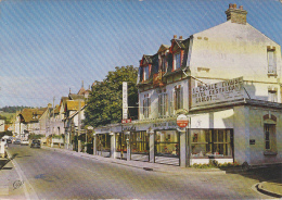 Delcampe - Dives Sur Mer 14 - Rue Du Général De Gaulle Et Hôtel Burlot - Dives