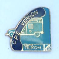 Pin's France Télécom - CPE VERNON (27) -  Combiné Téléphone Et Camionnette - H229 - France Telecom