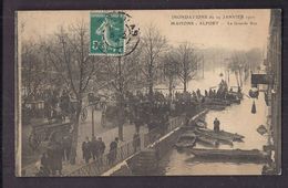 Delcampe - CPA 94 - MAISONS-ALFORT - INONDATIONS Du 29 Janvier 1910 - La Grande Rue - SUPERBE PLAN ANIMATION - Maisons Alfort