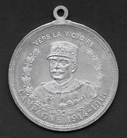 Médaille En Alu - J'OFFRE Cette Mascotte Au Vaillant Soldat - Campagne 1914 - 1915 - Francia