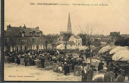 Delcampe - NW - Cpa 44 - CHATEAUBRIANT - Place Des Terrasses Un Jour De Marché, Belle Animation, Porcs (cochons) - Châteaubriant