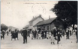 Delcampe - 18 - AVORD -- Place De La Gare - Avord