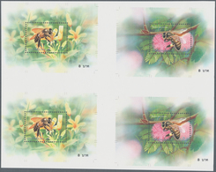 00673 Thematik: Tiere-Bienen / Animals-bees: 2000, Thailand. Set Of Two Cross Gutter Proof Blocks Of 2 Tim - Api