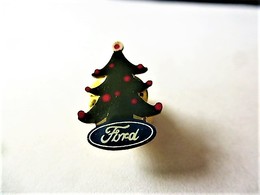 PINS  AUTOMOBILE  FORD  SAPIN DE NOËL / 33NAT - Ford