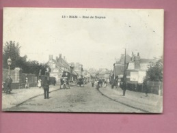 Delcampe - CPA - Ham - Rue De Noyon - Ham
