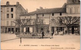 Delcampe - 16 - RUFFEC -- Place D'Armes - Ruffec
