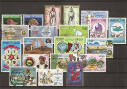Delcampe - Oman ( Lot De Timbres Divers Différents Oblitérés) - Oman