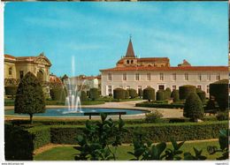 Delcampe - 81 - CASTRES - VUE SUR LE THÉÂTRE - MUSÉE GOYA - JARDINS DESSINÉS PAR LE NOTRE - Castres