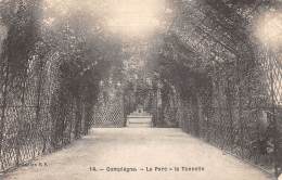 Delcampe - 60 - COMPIEGNE - Le Parc - La Tonnelle - Compiegne