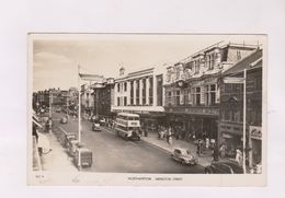 CPA PHOTO NORTHAMPTON , ABINGTON STREET En 1958! (voir Timbre) - Northamptonshire