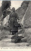 Delcampe - 17 - MESCHERS --  Marie Guichard Revenant  De La Pêche à La Grotte - Meschers