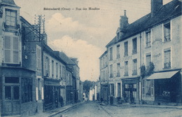 Delcampe - (CPA 61) REMALARD  /   Rue Des Moulins - - Remalard