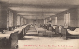 Delcampe - (CPA 61) SÉES /  Institut Orthopédique Providence - Un Dortoir De Valides - - Sees