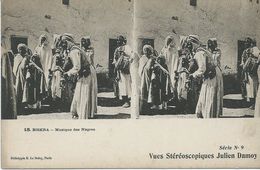 Delcampe - VUES STEREOSCOPIQUES JULIEN DAMOY  BISKRA MUSIQUE DES NEGRES - Biskra