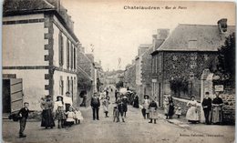 22 - CHATELAUDREN --  Rue De Paris - Châtelaudren