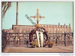 Berlin - Gedenkkreuz An Der Oberbaumbrücke - Berlijnse Muur