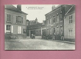 CPA - Oisemont  -(Somme) - Un Coin De La Place - Oisemont