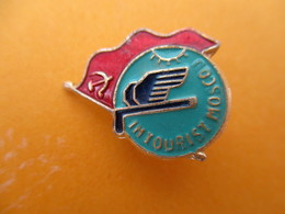Insigne à épingle Pour Revers / INTOURIST MOSCOU/ Russie/ Vers 1960-70     MED238 - Autres & Non Classés