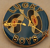 GROUPE LUCKY BOYS - DISQUE - GUITARE    -      (20) - Musica