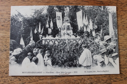 MOULINS ENGILBERT (58) - FETE DIEU - RUE SAINT JACQUES 1911 - Moulin Engilbert