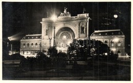 T1/T2 Budapest VII. Keleti Pályaudvar Este Kivilágítva - Non Classés