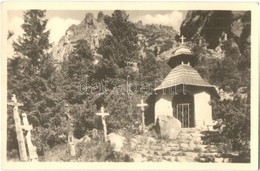 ** T2 Tátra, Vysoké Tatry; Oszterva Kápolna és Temet? / Symbolicky Cintorin Pod Ostrvou / Chapel And Cemetery - Non Classés