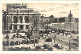 ** T1/T2 Stockholm, Gustav Adolfs Torg. Med Kungl. Teatern / Theatre, Statue Automobiles - Non Classés