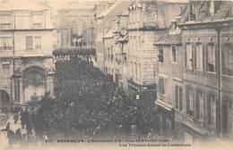 25-BESANCON- L'INVENTAIRE A SAINT-JEAN 12 FEVRIER 1905 , LES TROUPES DEVANT LA CATHEDRALE - Besancon