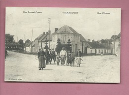 CPA   - Vignacourt  - Rue Armand Cornet - Rue D'Hornas - Vignacourt