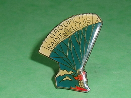 Pin's / Parachutisme  : Groupe Saint Louis  TB1Z - Parachutting