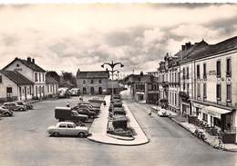 71-MONTCEAU-LES-MINES- PLACE DE LA GARE - Montceau Les Mines