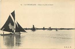 Delcampe - - Charente Maritime -ref-H195-  La Tremblade - Reour De Peche En Seudre - Bateau - Bateaux - Carte Bon Etat - - La Tremblade